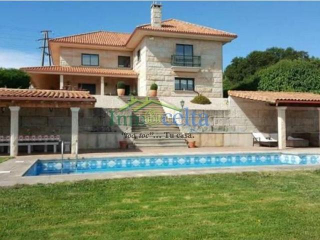 Casa en venta en San Cibrao das Viñas. Chalet de lujo en venta en El Cumial. Casas San Cibrao das.