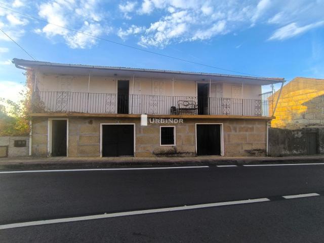 Casa en venta en San Cibrao das Viñas. Oportunidad de Inversión en San Cibrao das Viñas Ourense. Casas San Cibrao das.