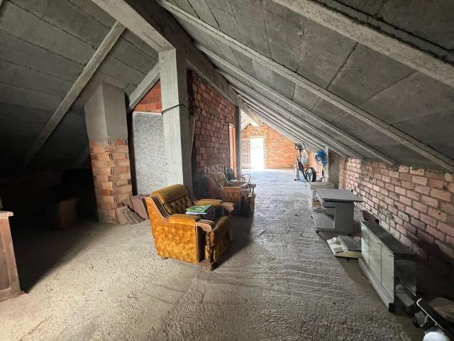 Casa en venta en San Cibrao das Viñas. Se vende casa en Castellana. Casas San Cibrao das.