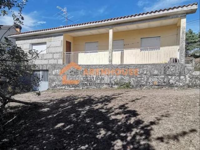 Casa en venta en San Cristovo de Cea. Casas San Cristovo de.