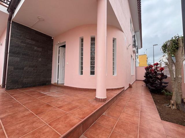 Casa en venta en San Cristóbal de La Laguna, Tejina. MAGNÍFICO CHALET EN TEJINA. Casas San Cristóbal de La.