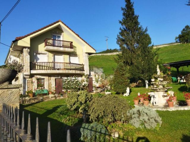 Casa en venta en San Felices de Buelna. Quieres vivir en una casa independiente con un terreno de 10.561m en San Felices de Buelna? La vivienda está repartida en 3 planta. Casas San Felices de.