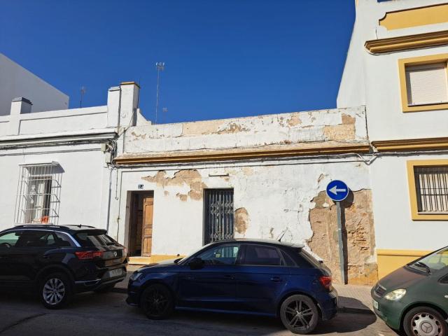 Casa en venta en San Fernando, La Pastora La Estación. CASA SOLA EN VENTA. Casas San.