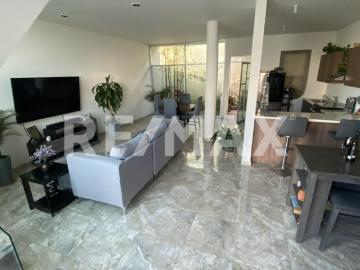 Casa en venta en San Fernada Plus