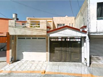 Casa en venta en San Francisco Coaxusco, Metepec, México