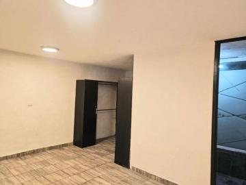 Casa en venta en San Francisco Ocotlan cerca de Volkswagen con 4 recámaras