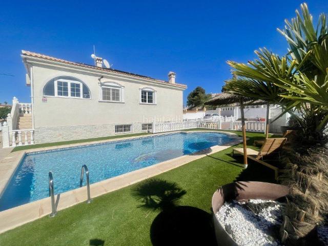 Casa en venta en San Fulgencio. Casas San.