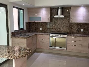 Casa en venta en san Isidro Zapopan