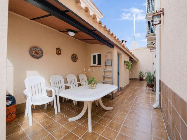 Casa en venta en San Javier, Santiago de La Ribera. Ref. MUNFORT K172Esta villa independiente en Santiago de la Ribera ofrece 327 msup2 construidos sobre una parcela urbana de 328 ms. Casas San.