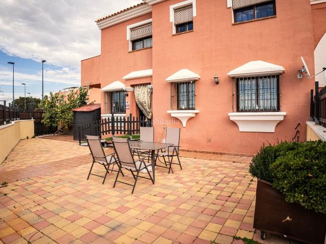 Casa en venta en San Javier, Roda. Planta baja tipo bungaló en esquina con 103 m2 de jardín en Roda. Casas San.