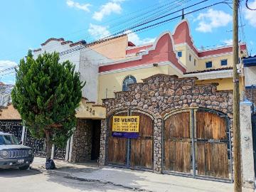 Casa en venta en San Jer?nimo II ? Estilo Colonial