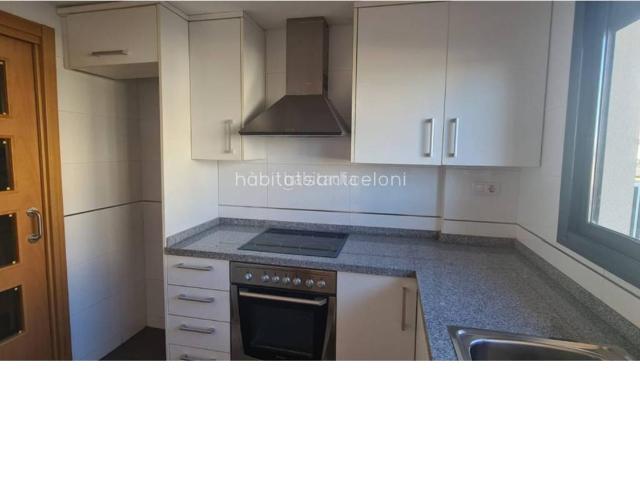 Casa en venta en San Jorge. Adosada esquinera en venta Panorámica Golf de Sant Jordi. Casas San.