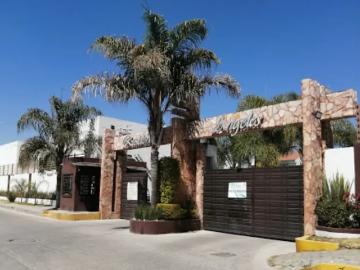 CASA EN VENTA EN SAN JUAN CUAUTLANCINGO