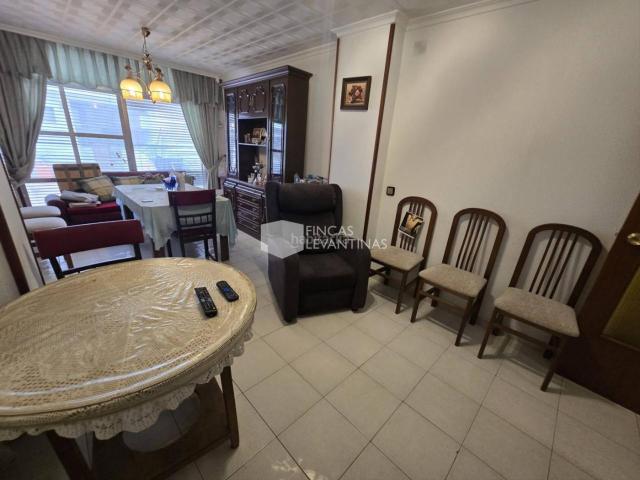 Casa en venta en San Juan de Alicante, Centro. Planta baja muy céntrica en venta en San Juan Pueblo. Casas San Juan de.