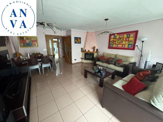 Casa en venta en San Juan de Alicante, La Font Mezquitas. Exclusivo Bungalow en La Font, San Juan Alicante. Casas San Juan de.