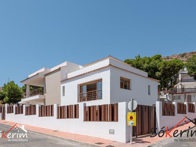 Casa en venta en San Juan de los Terreros. Precioso chalet en San Juan de los Terreros. Casas San Juan de los.