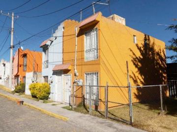 Casa en venta en San Luis Mextepec, Zinacantepec, Estado De México