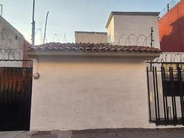Casa en venta de un piso en San Manuel