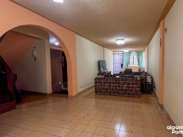 Casa en venta en San Martin De Porres a $172,000