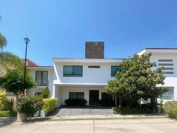 CASA EN VENTA EN SAN MARTIN DEL TAJO