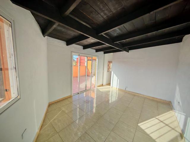 Casa en venta en San Miguel de Abona, Aldea Blanca Las Zocas. Casa familiar con gran potencial y vistas a la montaña en Aldea Blanca Tenerife Sur. Casas San Miguel de.