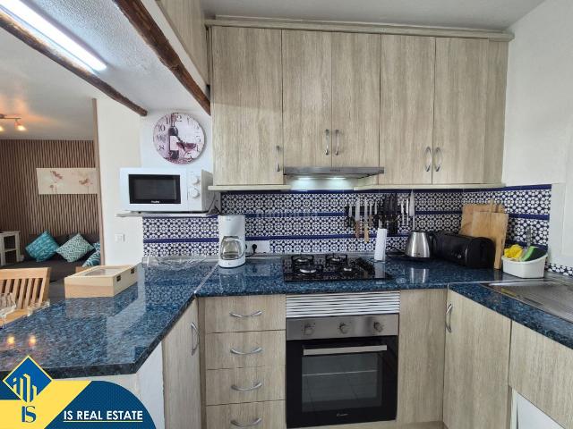 Casa en venta en San Miguel de Salinas. Casa con piscina comunitaria, en la provincia de Alicante, en la localidad de San Miguel de Salinas. 1 habitacion 56 m² 6 kiló. Casas San Miguel de.