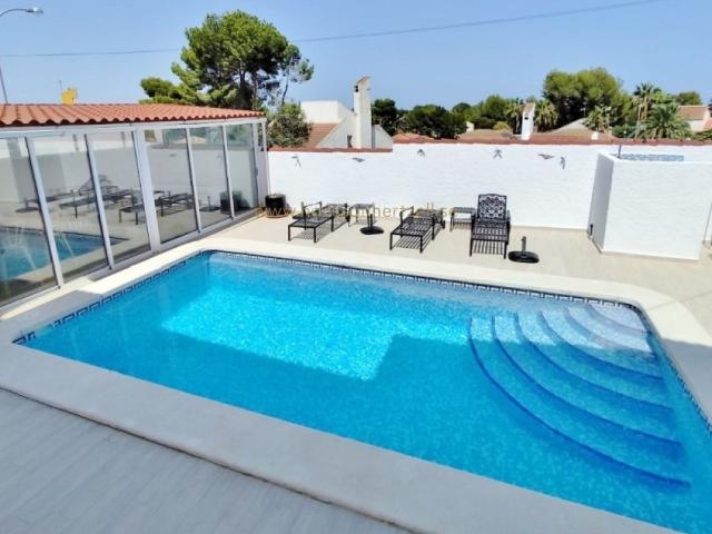 Casa en venta en San Miguel de Salinas. Casas San Miguel de.