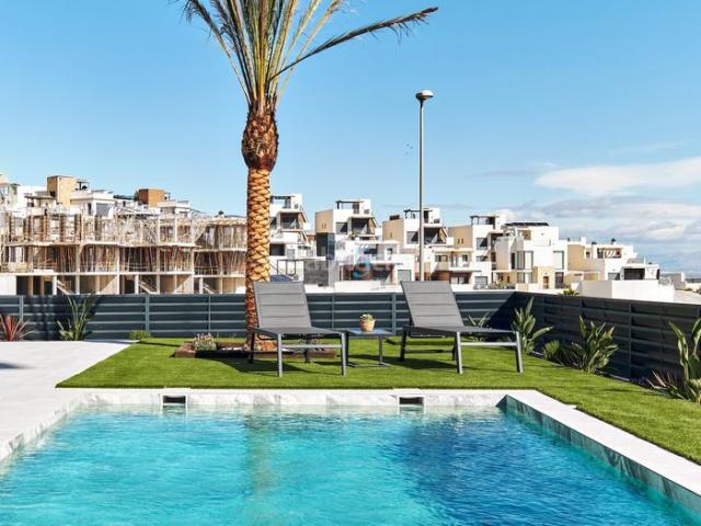 Casa en venta en San Miguel de Salinas. Casas San Miguel de.