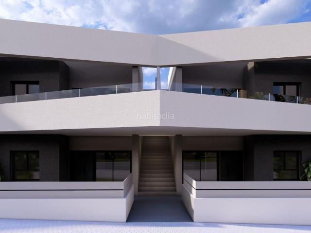 Casa en venta en San Miguel de Salinas. Casas San Miguel de.