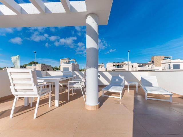 Casa en venta en San Miguel de Salinas. Exclusividad, diseño y confort para disfrutar del Mediterráneo. Casas San Miguel de.