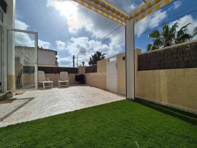Casa en venta en San Miguel de Salinas. iexclBUNGALOW EN VENTA EN SAN MIGUEL DE SALINAS!Descubre este encantador bungalow en San Miguel de Salinas, una excelente oportuni. Casas San Miguel de.