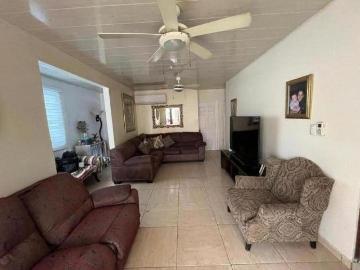Casa en Venta en San Miguelito Jose Domingo Espinar Panamá 122 m2. 3 hab