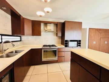 CASA EN VENTA EN SAN NICOLAS DE LOS GARZA