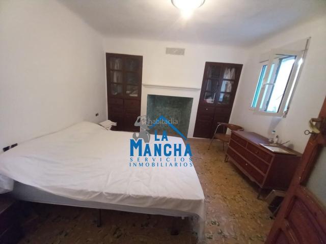 Casa en venta en San Pedro. 110.000 INMOBILIARIA LA MANCHA VENDE CASA PARA REFORMAR EN EL PUEBLO DE SAN PEDRO ALBACETE. Casas San.