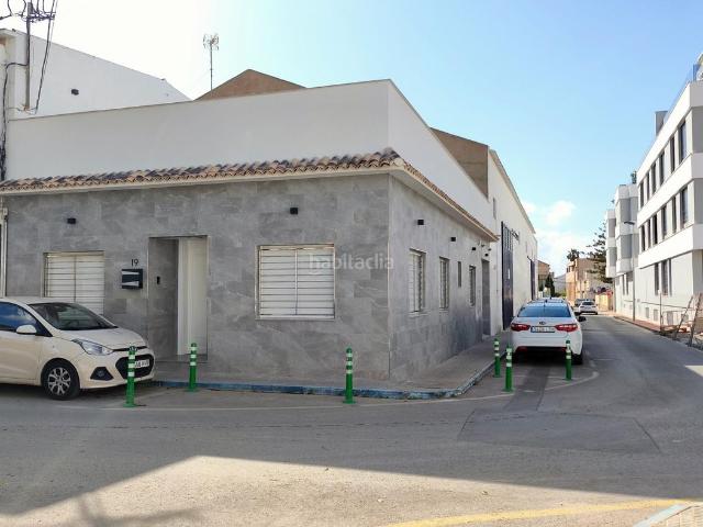 Casa en venta en San Pedro del Pinatar, San Pedro del Pinatar. CASA INDEPENDIENTE EN PLANTA BAJA REFORMADA Y CON SOLARIUM. Casas San Pedro del.