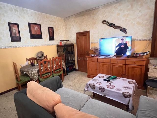 Casa en venta en San Roque, Taraguilla Estación. Casa con terreno. Casas San.