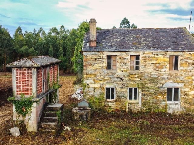 Casa en venta en San Sadurniño. Casas San.