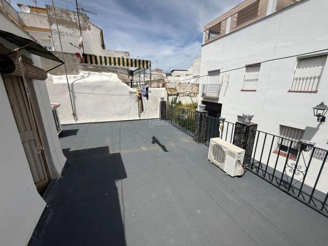 Casa en venta en Sanlúcar de Barrameda, Ayuntamiento Barrio Alto. ? CASA CON GRAN POTENCIAL EN SANLÚCAR DE BARRAMEDA IDEAL PARA REFORMA E INVERSIÓN. Casas Sanlúcar de.
