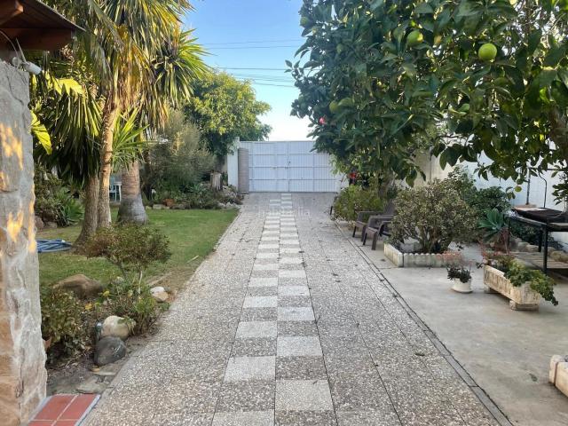 Casa en venta en Sanlúcar de Barrameda, La Jara. Chalet independiente con piscina en La Jara. Casas Sanlúcar de.