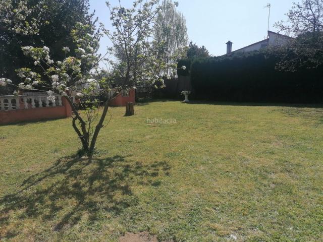 Casa en venta en Sant Cebrià de Vallalta. Casa con Piscina y Garaje. Casas Sant Cebrià de.