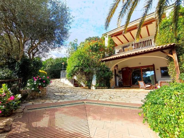 Casa en venta en Sant Cebrià de Vallalta. CASA A 4 VIENTOS EN VENTA EN ST. CEBRIÁ DE VALLALTA, a 3 minutos del pueblo. Casas Sant Cebrià de.
