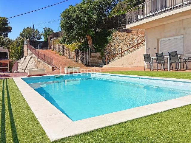 Casa en venta en Sant Cebrià de Vallalta, de 95 m² 4 habitaciones por 507.787
