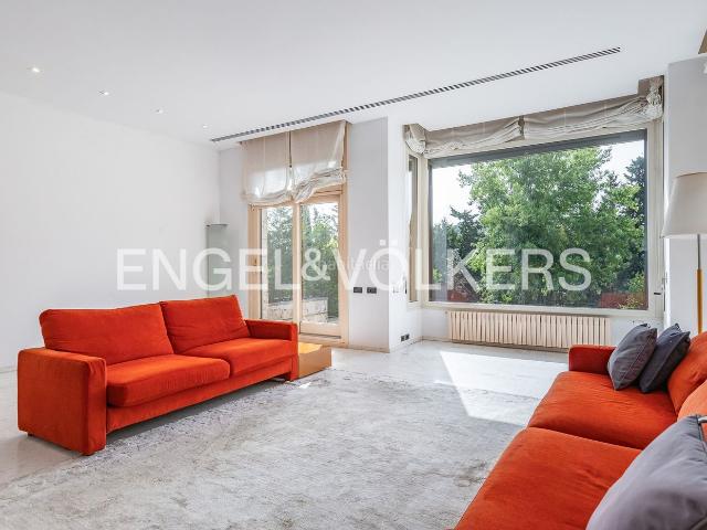 Casa en venta en Sant Cugat del Vallès, Golf Can Trabal. Privacidad y amplitud junto al Golf. Casas Sant Cugat del.