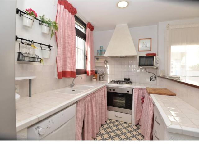 Casa en venta en Sant Antoni de Calonge, Sant Antoni Costa Brava. Casa esquinera cerca de la playa en venta. Casas Sant Antoni de.