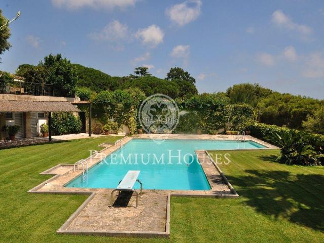Casa en venta en Sant Andreu de Llavaneres, Canafort El Puntó. Casa en venta en Llavaneres con vistas al mar Costa BCN. Casas Sant Andreu de.