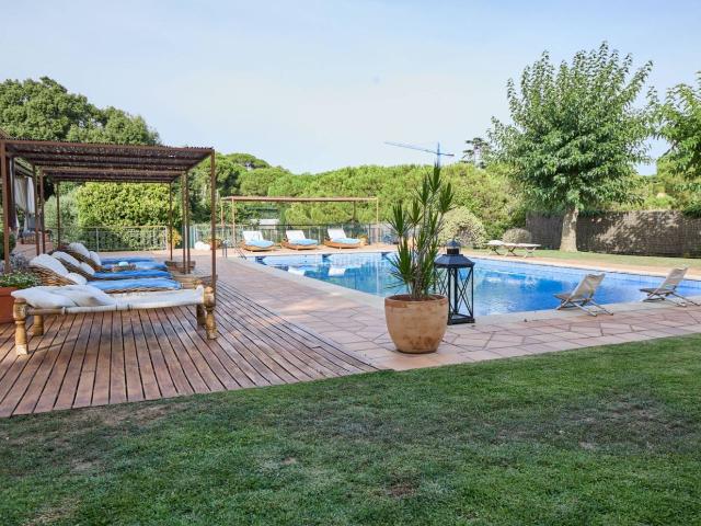 Casa en venta en Sant Andreu de Llavaneres, Canafort El Puntó. Exclusivo chalet mediterráneo a 4 vientos. Casas Sant Andreu de.