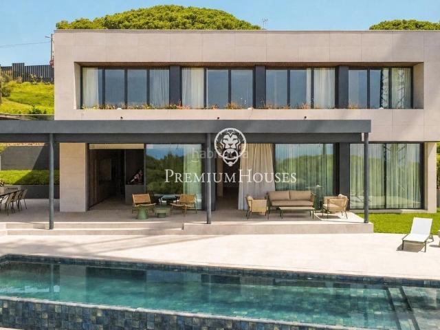 Casa en venta en Sant Andreu de Llavaneres, Centre. Exclusivas casas de obra nueva con vistas frontales al mar. Casas Sant Andreu de.