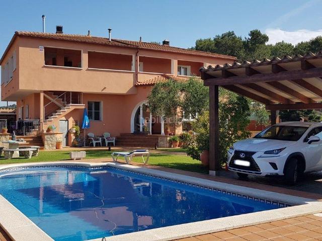 Casa en venta en Sant Gregori. Fantástica casa Alto standing. Casas Sant.