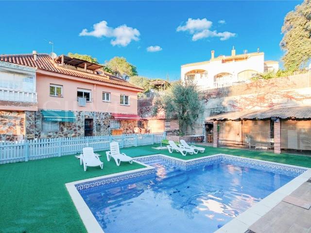 Casa en venta en Sant Fost de Campsentelles. PAZ Y SERENIDAD. Casas Sant Fost de.