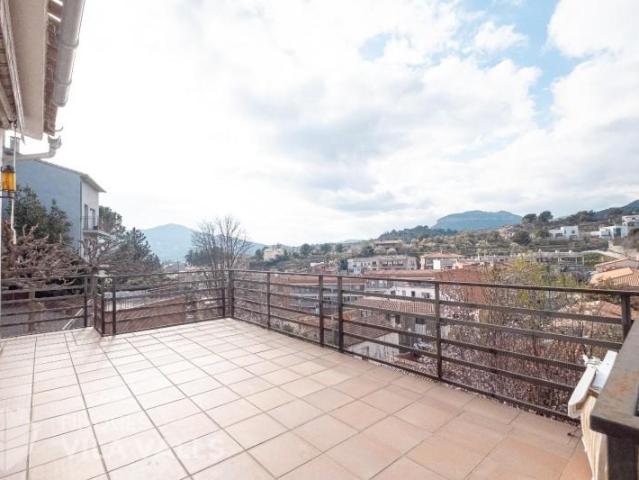 Casa en venta en Sant Feliu de Codines, Les escoles